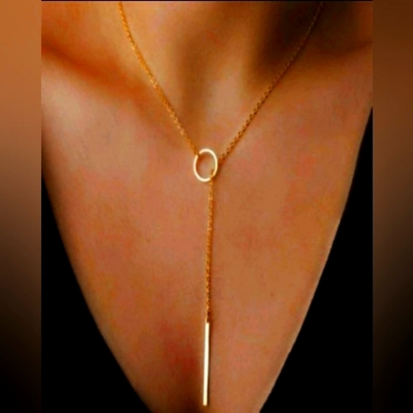Jewelry - Goldtone Contemporary Lariat necklace